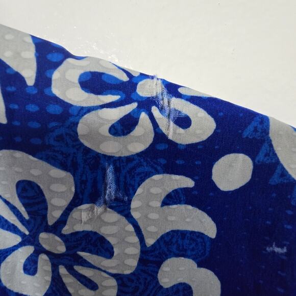 Pointzero Tropical Hawaiian Mens Shirt Large Blue With Flowers - Picture 9 of 10